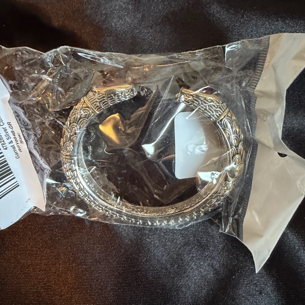Silver-Tone & Garnet Women’s Cuff Bracelet - Elegant Braided Design - Picture 4 of 6